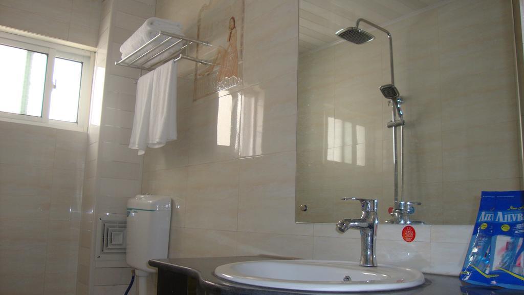 Faier Harbour Inn Dali  Room photo